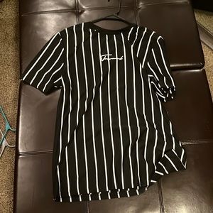 Mens black and white striped T